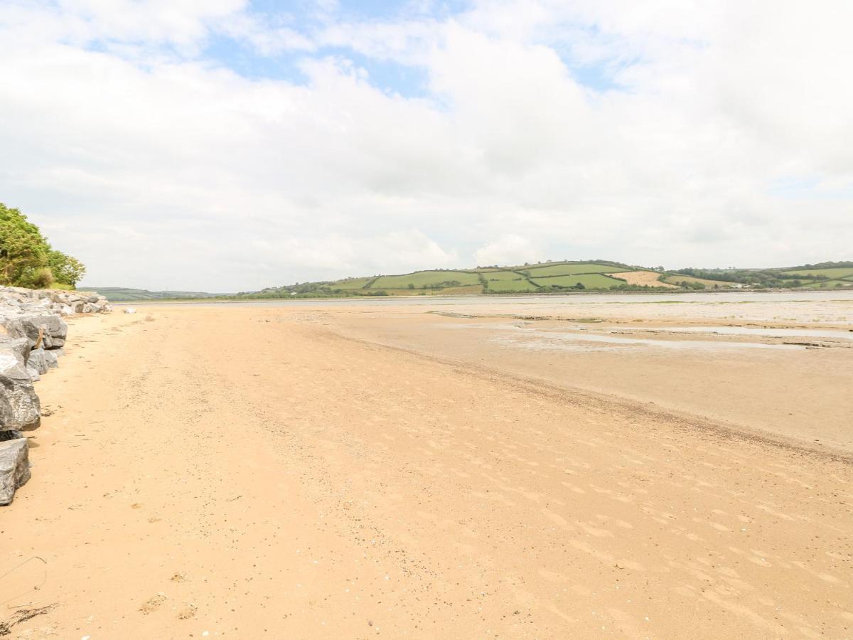 The Beach Shack Carmarthen Exterior photo